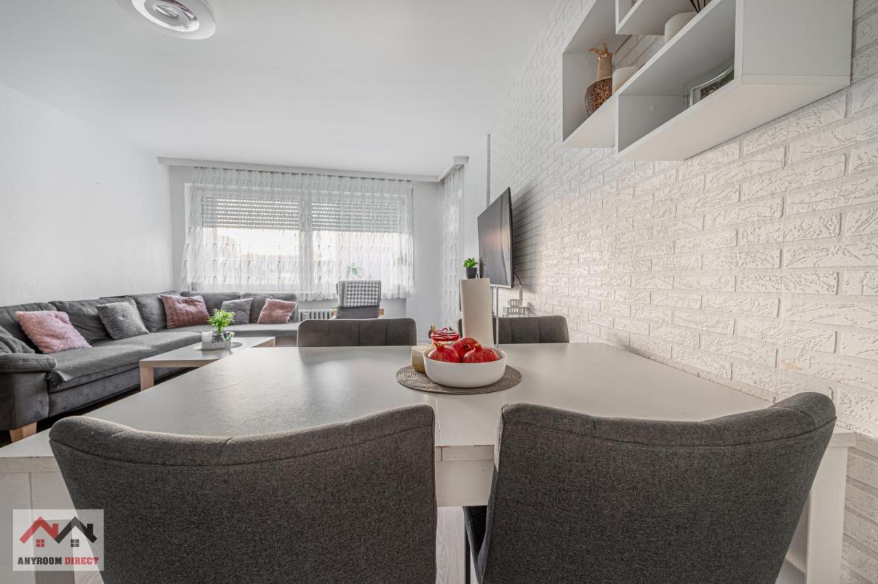Anyroomdirect Private Apartments Near Hannover Exhibition Room Agency Exterior photo