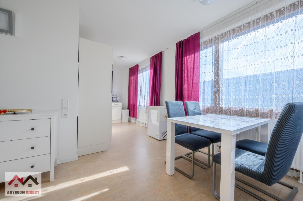 Anyroomdirect Private Apartments Near Hannover Exhibition Room Agency Exterior photo